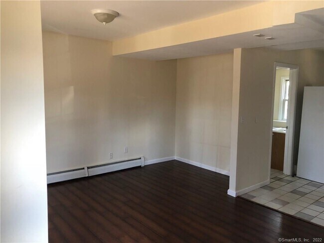 Building Photo - 155 Dividend Rd