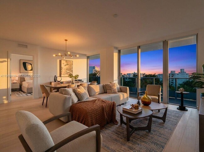 Building Photo - 9201 E Bay Harbor Dr