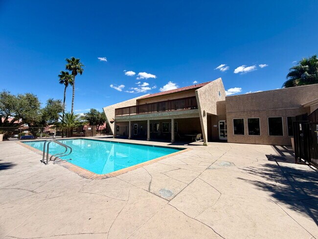 Building Photo - Las Vegas Guard-Gated Condo for Rent | 2 Bedroom Upstairs Unit | River Glen Community