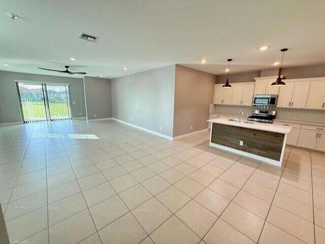 Building Photo - 1231 Tangled Orch Trce