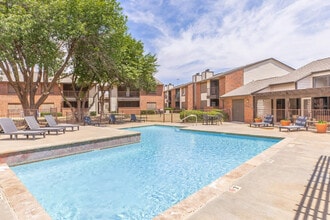 Building Photo - Woodcrest Apartments