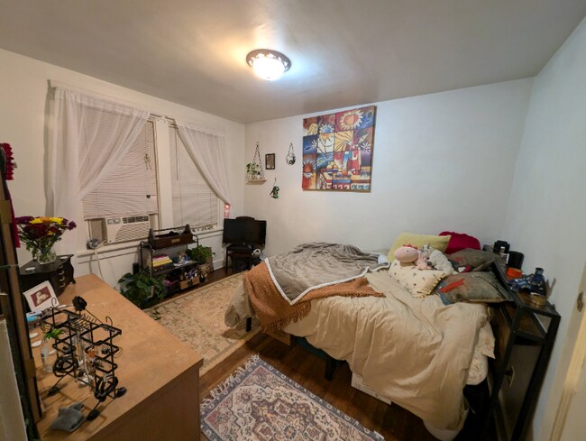 Building Photo - 3617 Boulevard of the Allies