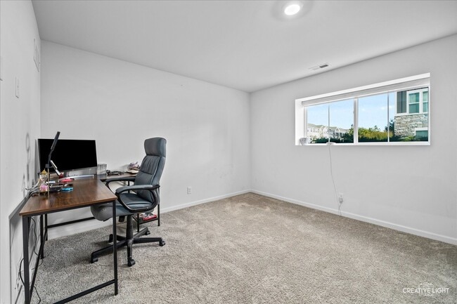Building Photo - 2354 Southwind Blvd