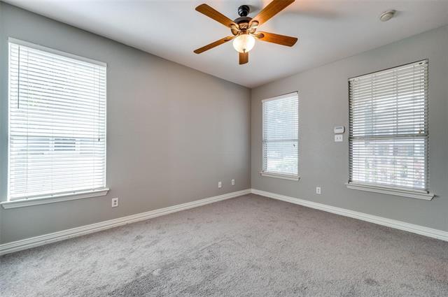 Building Photo - 9801 Cedarcrest Dr