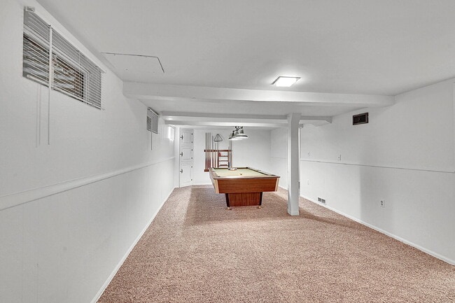 Building Photo - $3,500- Location! 2 Bed 2.5 Bath 2 Non-Con...