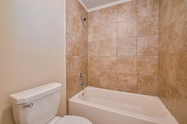 Building Photo - 5506 Casa Martin Dr