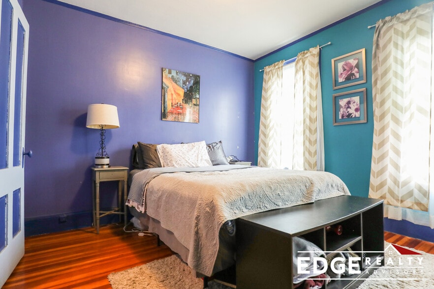 Building Photo - 35 Palmer St