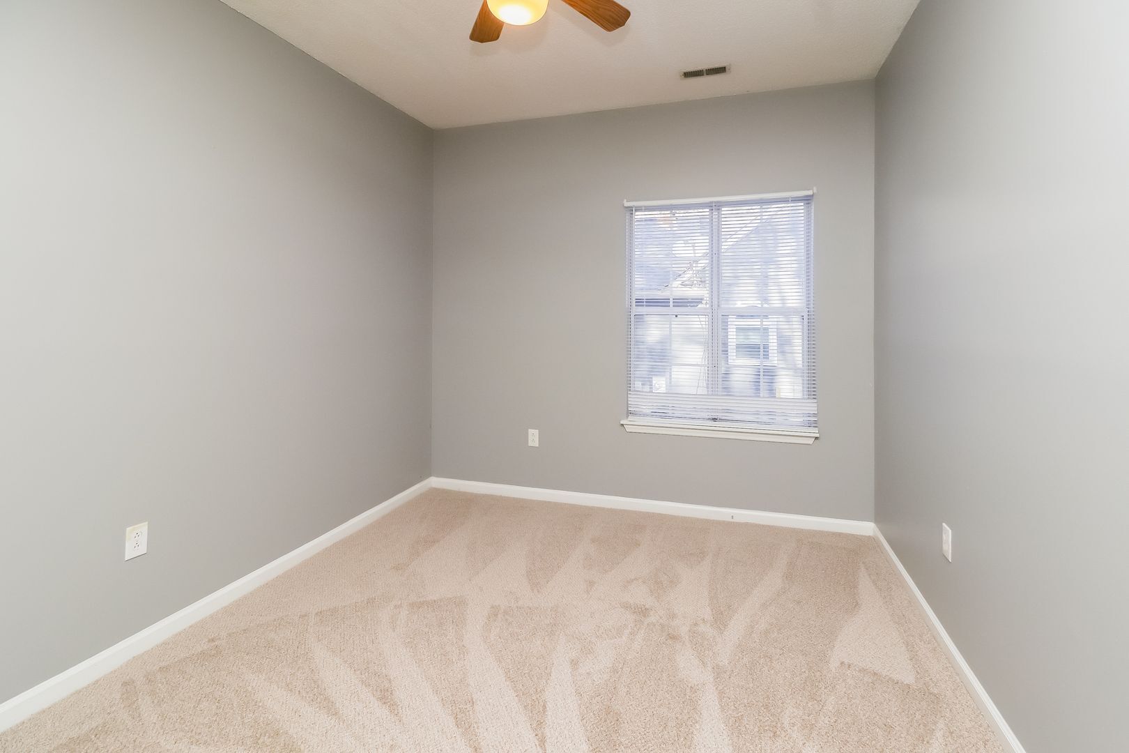 Building Photo - 3606 Briarthorne Dr