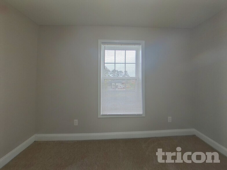 Building Photo - 124 Southern Pine Rd