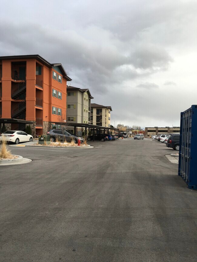 Building Photo - 1004 N 1090 W