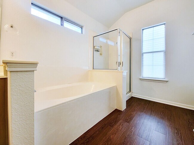 Building Photo - Beautiful 3/BR 2.5/BA Home for Rent in Austin!