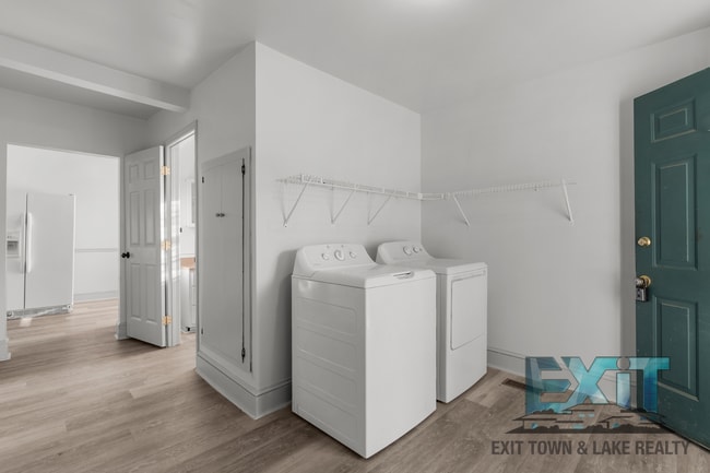 Building Photo - Freshly Renovated 2 Bedroom Rental in Warren County