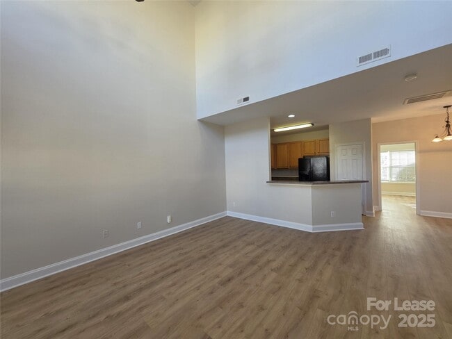 Building Photo - 10619 Trolley Run Dr