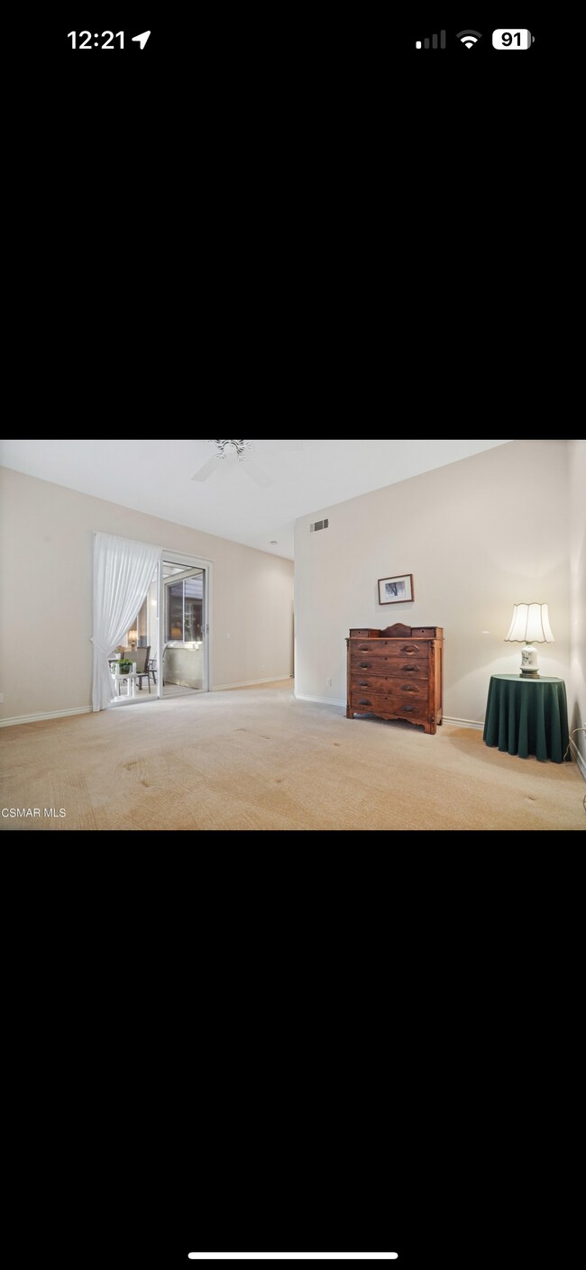 Building Photo - 4696 Via Grande