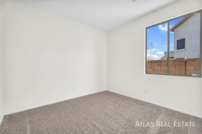 Building Photo - 3284 E Powell Ct