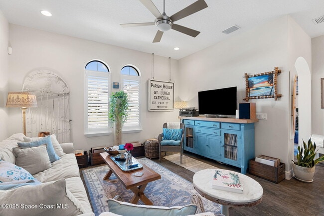 Building Photo - 6913 Vista Hermosa Dr