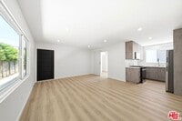 Building Photo - 333 6th Ave