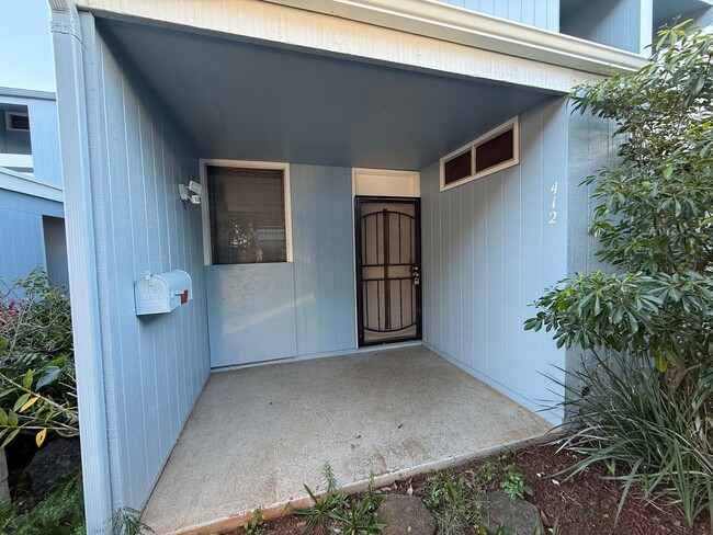 Building Photo - Laulea Town Houses (Mililani) - 3 bdrm/2.5...