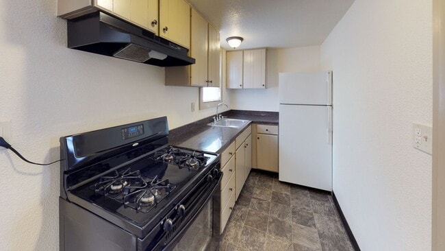 Building Photo - 464 Poplar St