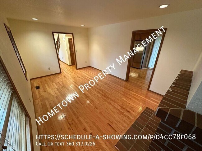 Building Photo - 3221 41st Way SE