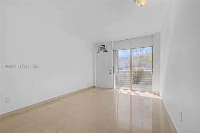 Building Photo - 1685 Jefferson Ave