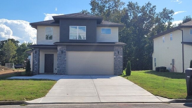 Building Photo - 7474 Igou Gap Rd