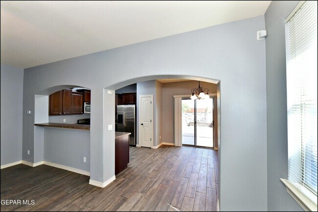 Building Photo - 12569 Wolf Berry Dr