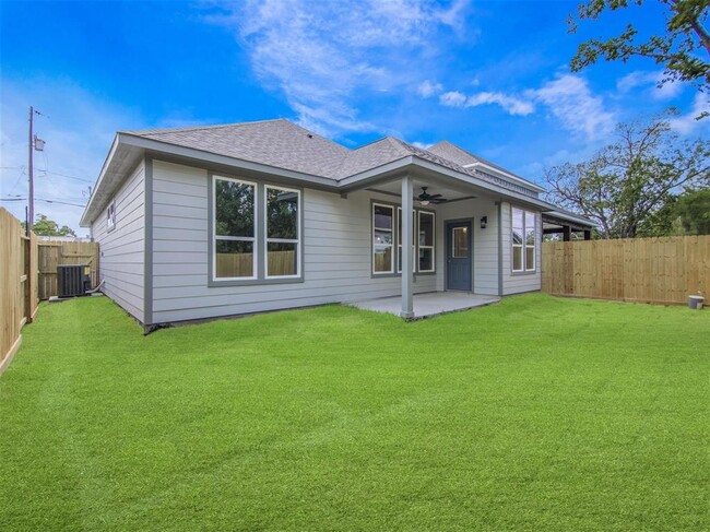 Building Photo - 9817 Turnbow St