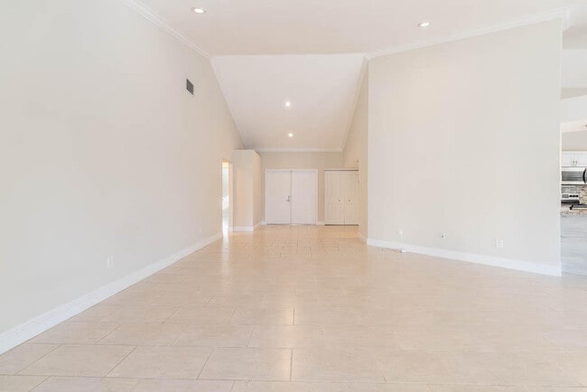 Building Photo - 251 NW 69th St