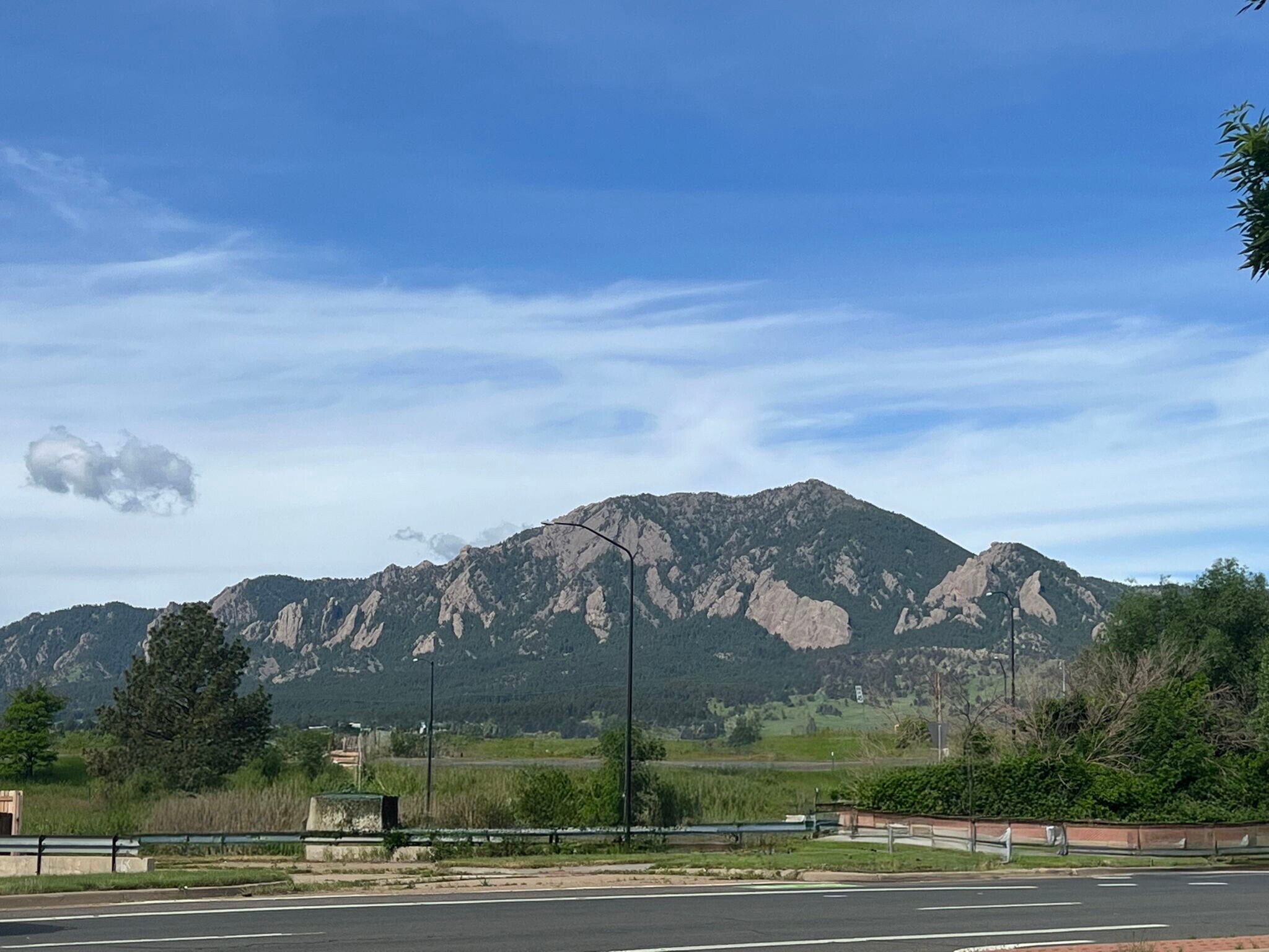 Building Photo - 20 S Boulder Cir