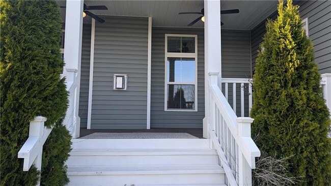 Building Photo - 170 High Pointe Dr