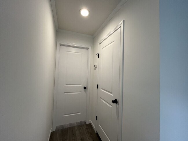Building Photo - 7 Sandpiper Ln