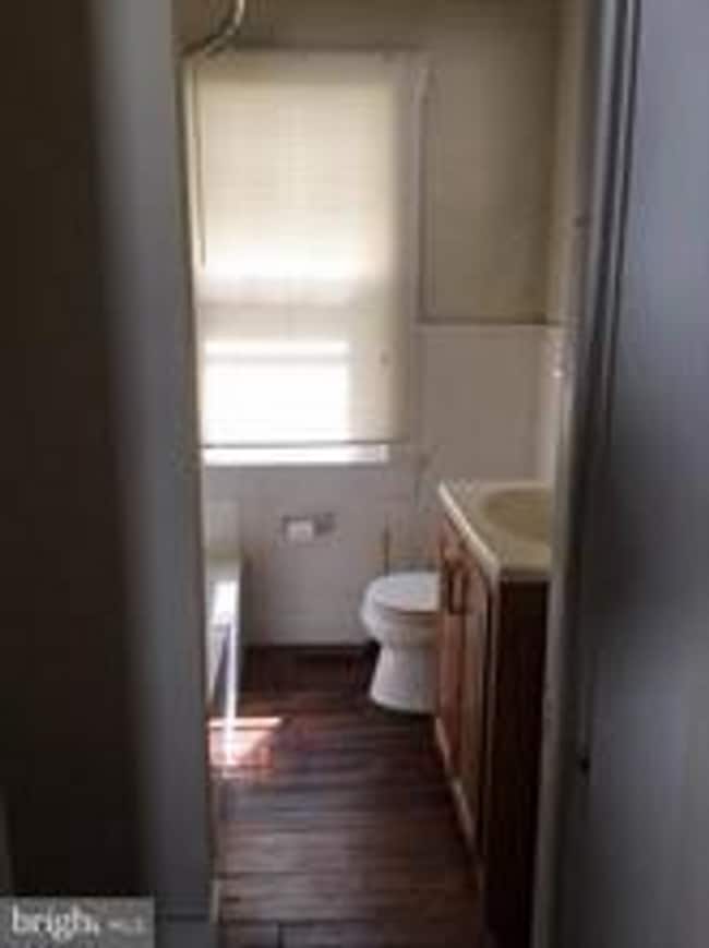 Building Photo - 426 Hunter St