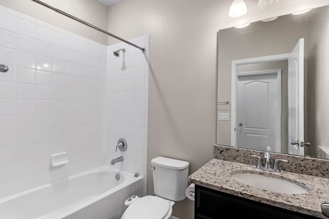 Building Photo - Spacious, Nearly New and Gated 3/2.5/2 Plu...