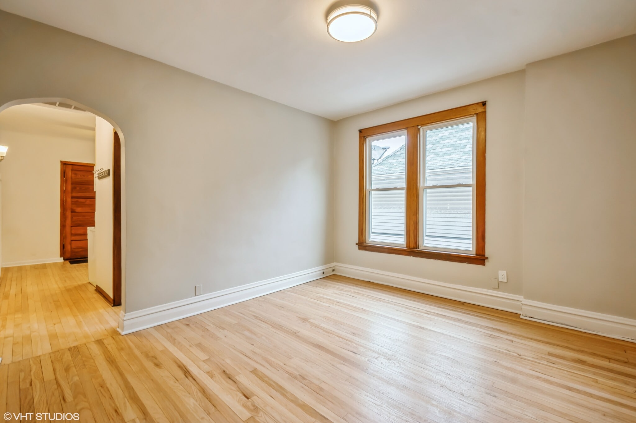 Dining Room Angle 1 - 5138 W Montrose Ave