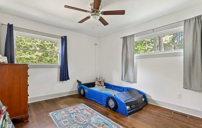 Building Photo - 2129 Kensington Gates Dr NW