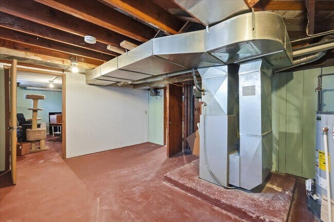 Building Photo - 313 S Midvale Blvd