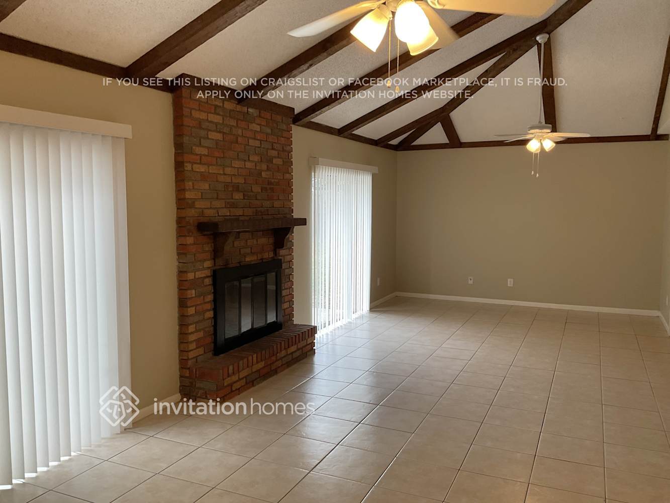 Building Photo - 808 Black Knight Dr