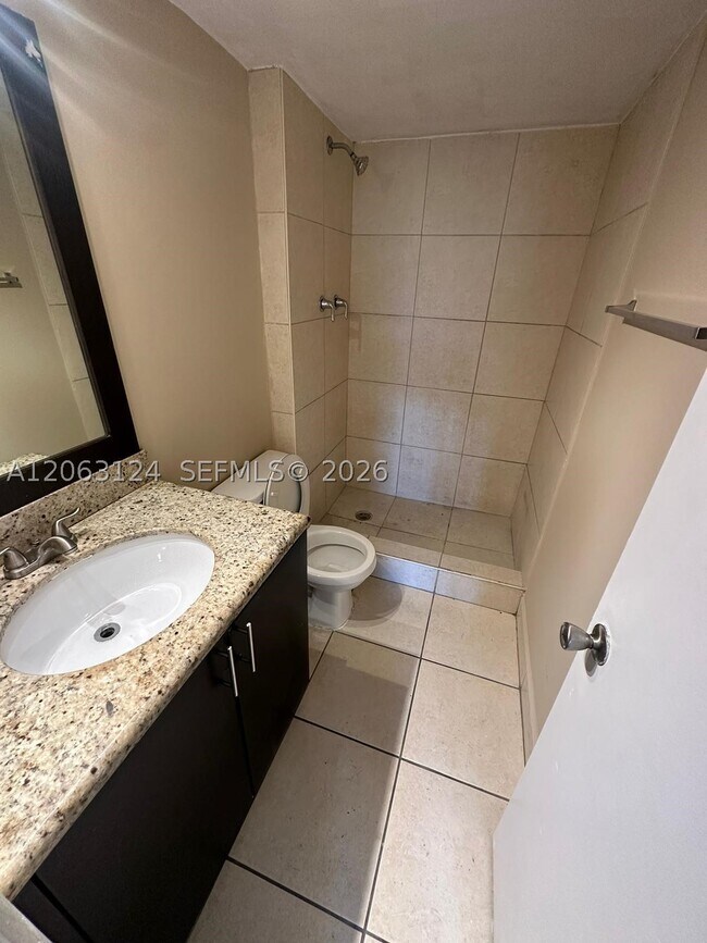 Building Photo - 482 NW 165th St