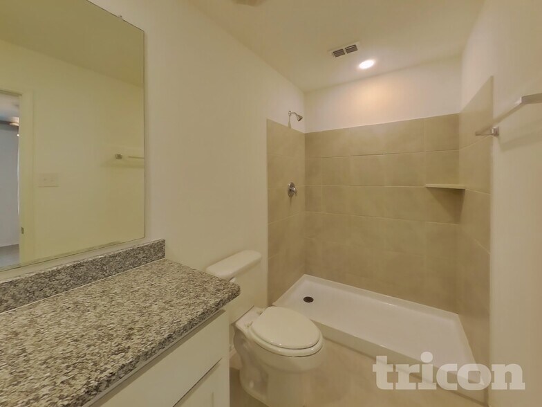 Building Photo - 1508 Clairborne Ct