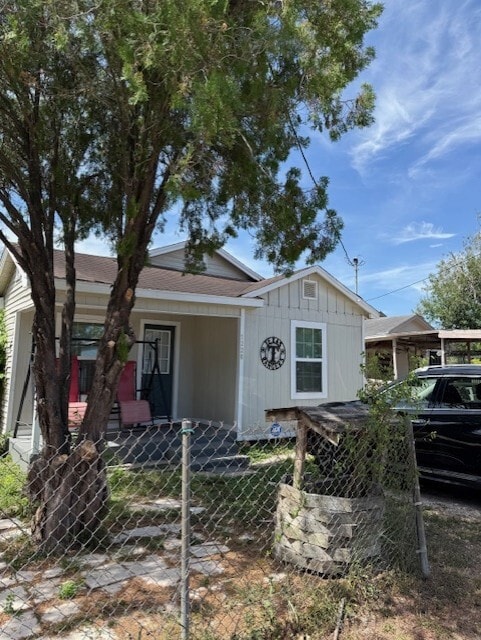 Primary Photo - 1220 Kansas St