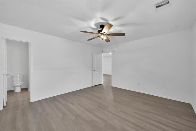 Building Photo - 3795 Solanum Dr