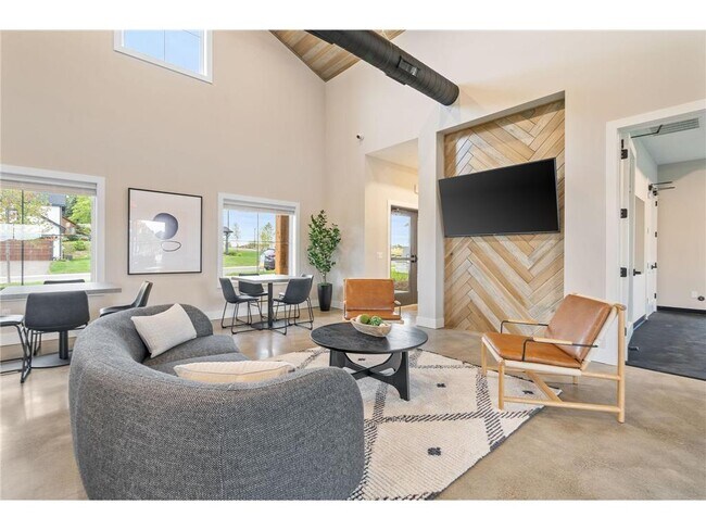 Building Photo - 1165 Dundalk Trl