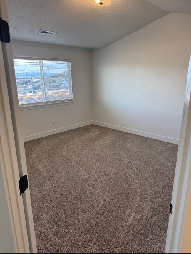 Building Photo - RES_VANDERWATT_866