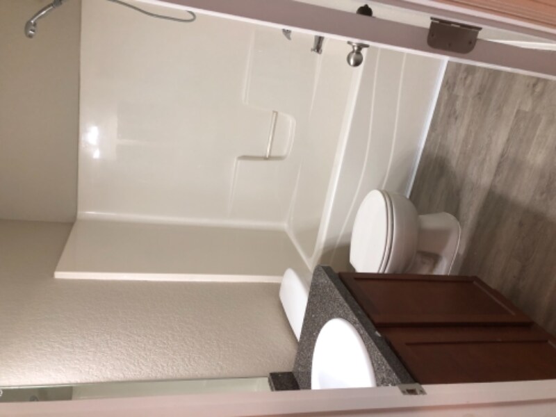 Building Photo - 9271 N Peachtree Way