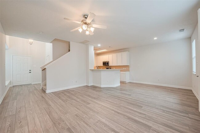 Building Photo - 119 Gallery Cove Ct