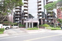 Building Photo - Spacious 2BR/2BA w/ Views, Lanai & 2 Parking – One Waterfront Tower