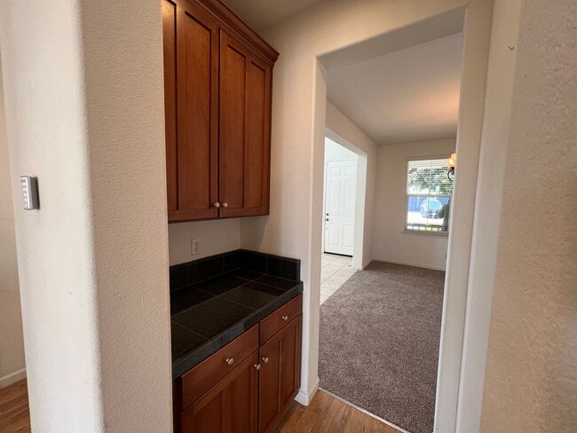 Building Photo - 2553 Acapulco Way