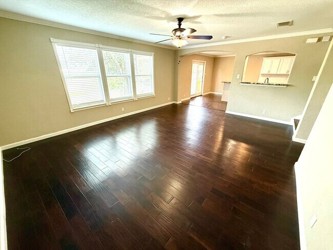 Building Photo - 5716 Watercress Dr