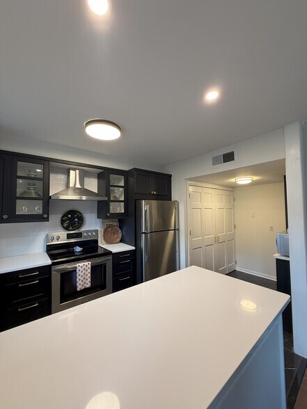 Kitchen - 3000 Hillsboro Pike